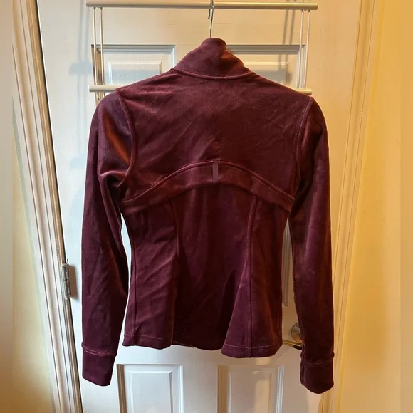 lululemon athletica Garnet Velvet 6 Purple Maroon Define Jacket - Picture 2 of 5